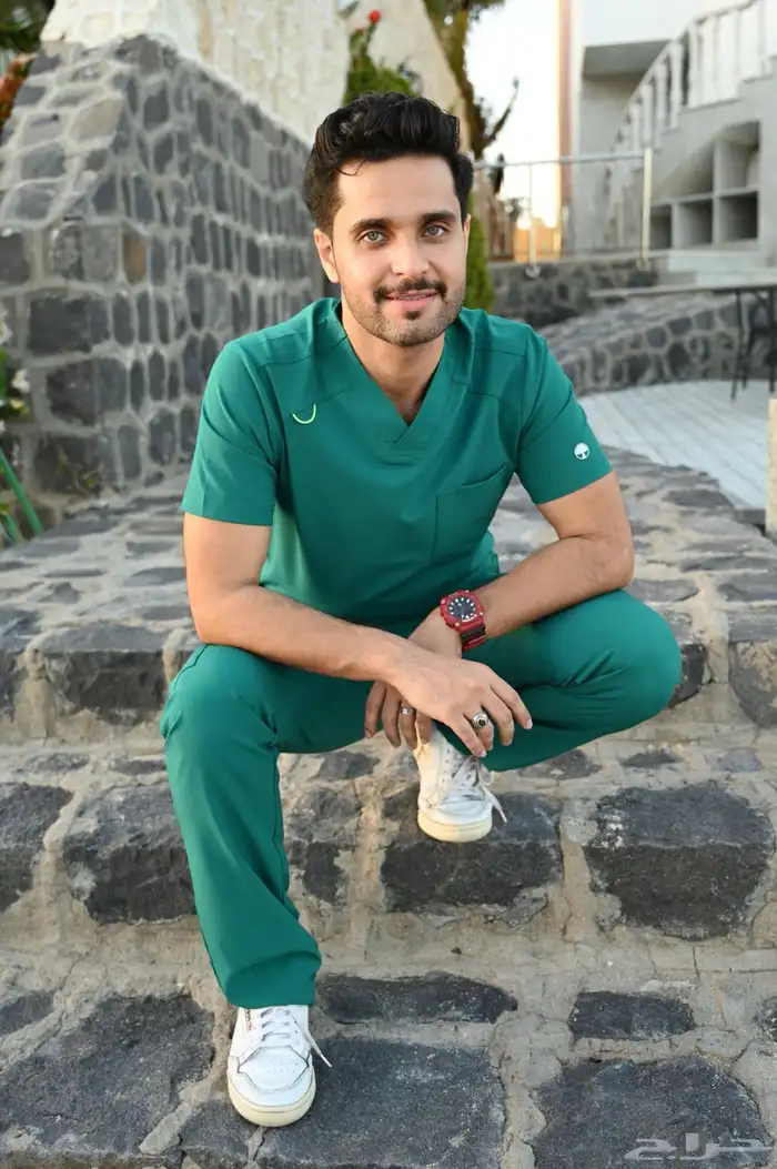 تصوير طاقم طبي وزي موحد 32