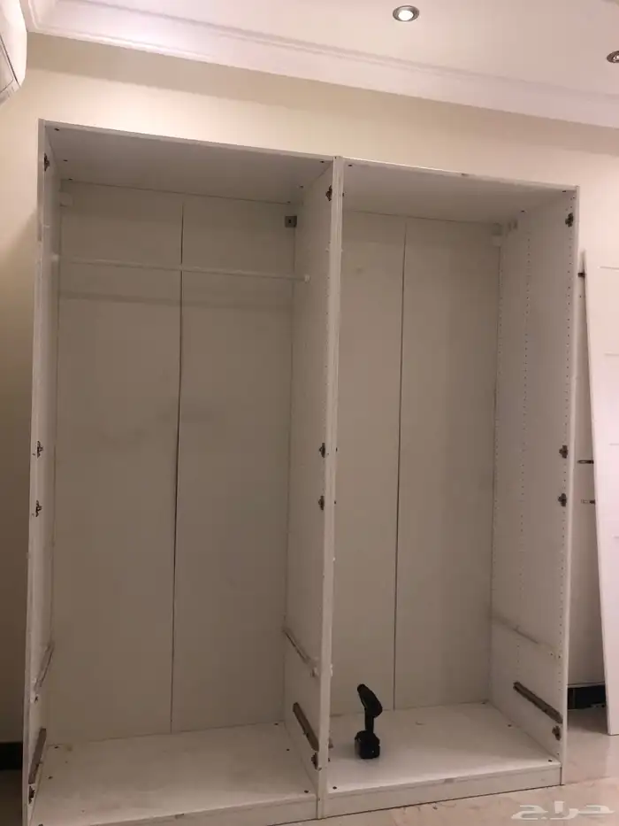دولاب ايكيا IKEA درفتين مقاس متر مع 4 ابواب ديكور شبه جديد 3