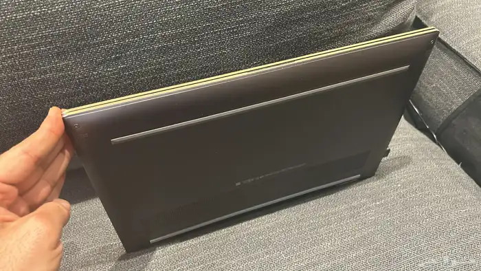 كمبيوتر اتش بي اعلي مواصفات spectre hp 15in 4