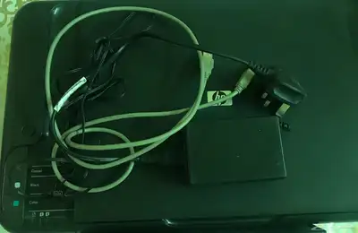 طابعة HP موضحة بالصورة 1