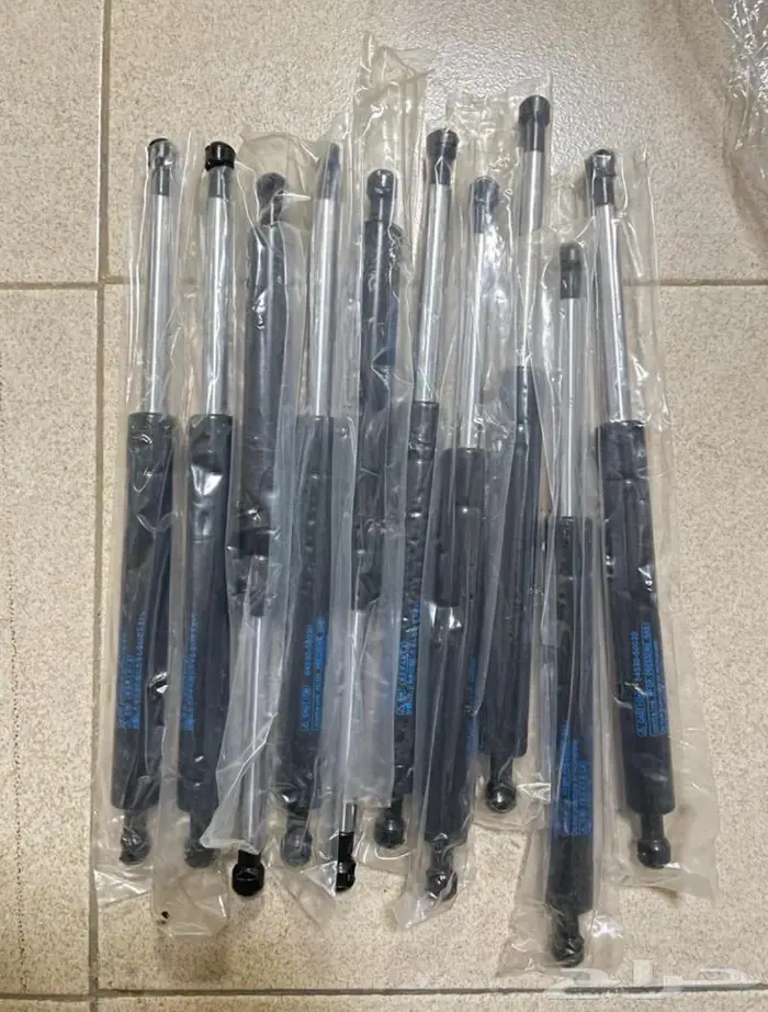 مساعدات كبوت وشنطة لكزس 430 (جديد) 0