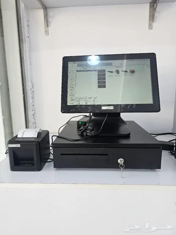 كاشير مطعم 13