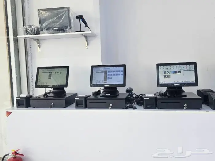 كاشير مطعم 7