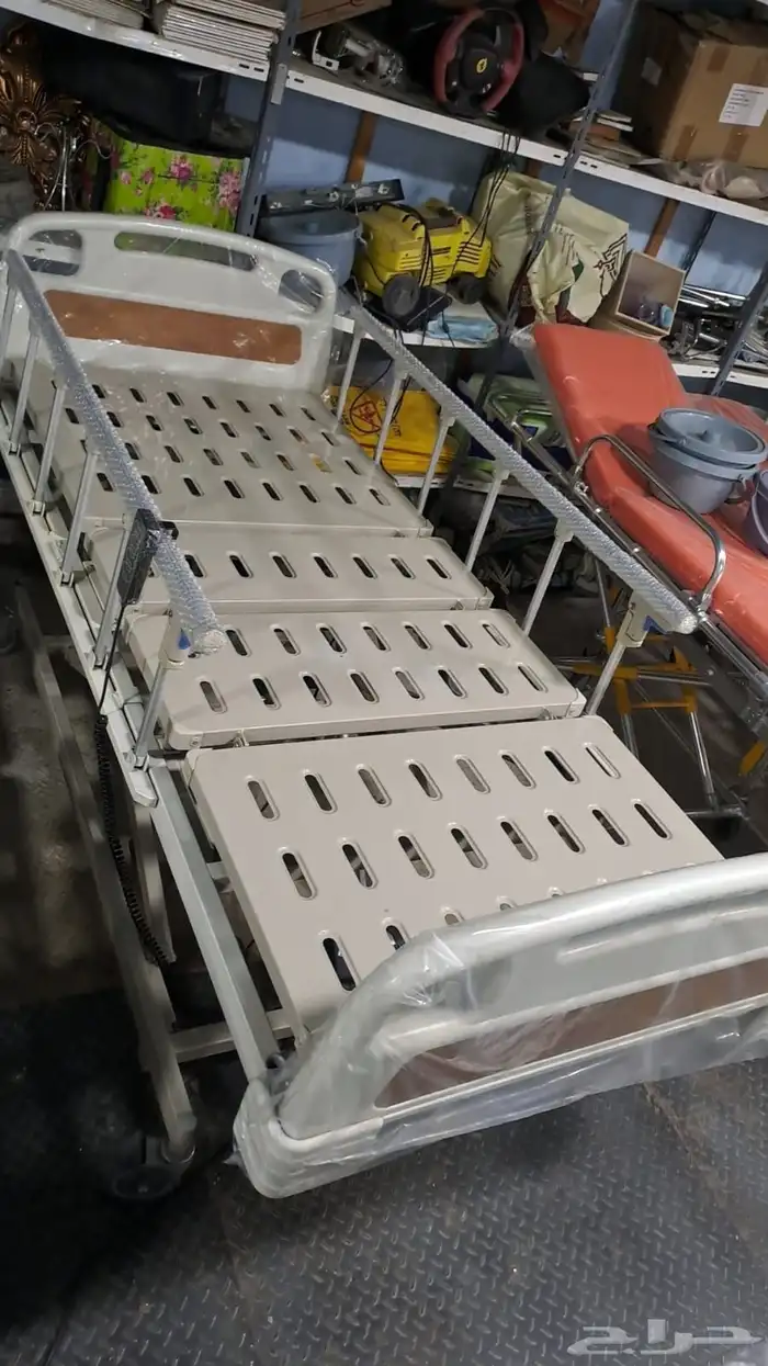 سرير طبي 8 حركات 1300 ريال 1
