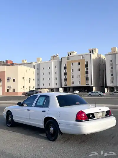 فورد بوليسي. تم البيع. 0