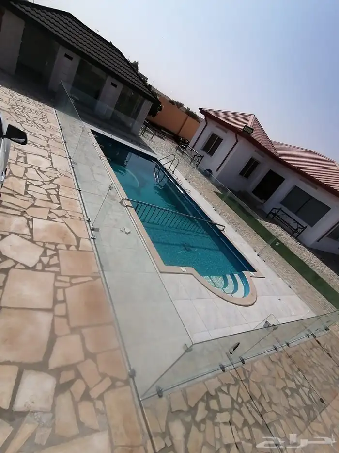 فني تركيب زجاج سيكوريت   زجاج استراكشر 3