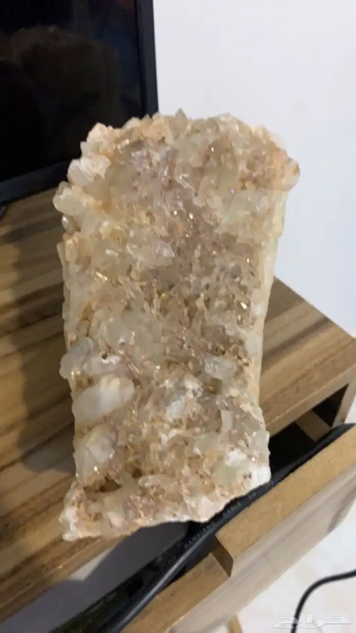 للبيع تحف احجار شبه كريمه من الطبيعه 0