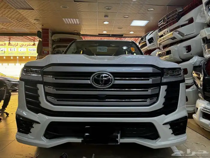 ترهيم لا ندكروزر 2024 VXR 6