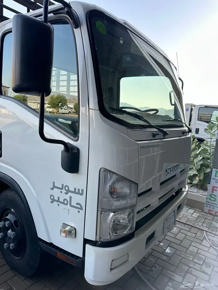ايسوزو دينا 4طن سوبر جامبو شاص طويل 4.95مترالموديل 2017باخش 37