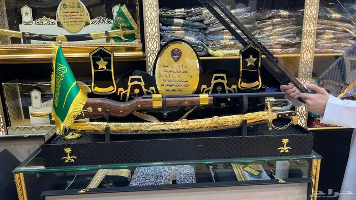 درع سيف ملازم تخروج زوج ترقية تقاعد جنبية دروع 1