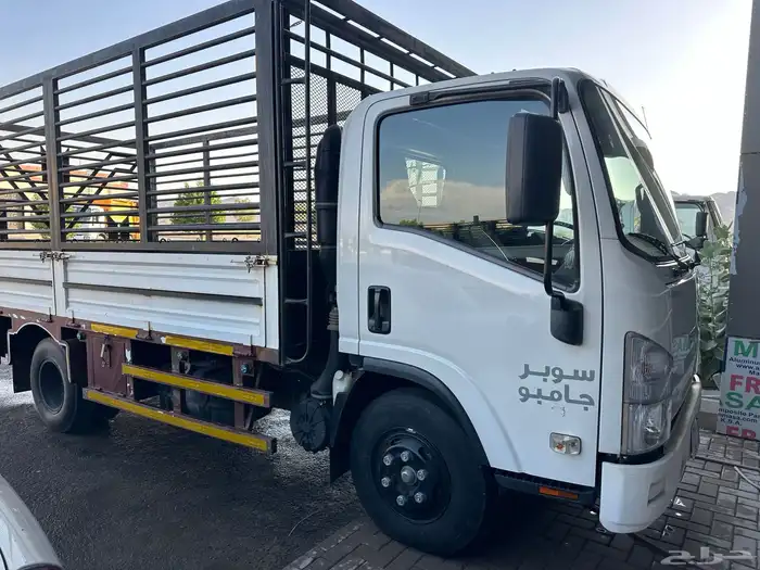 ايسوزو دينا 4طن سوبر جامبو شاص طويل 4.95مترالموديل 2017باخش 35