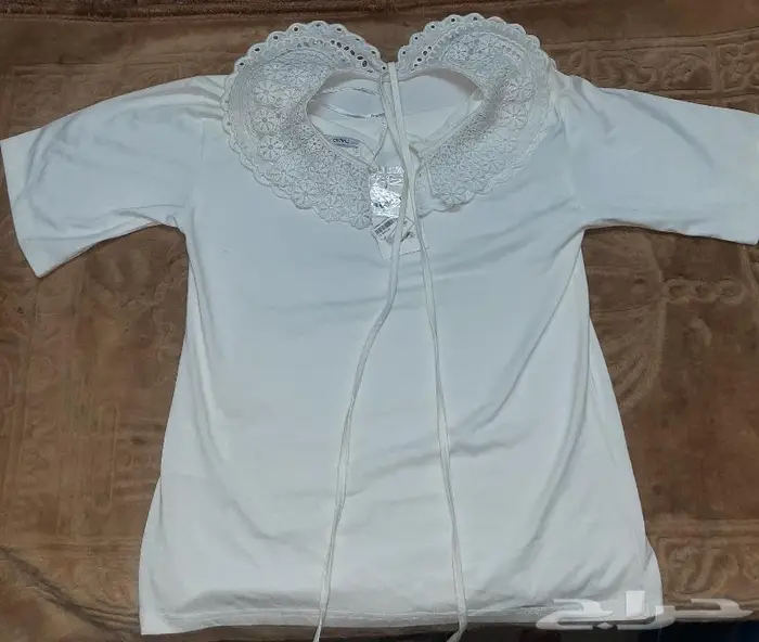 مجموعه ملابس واحذيه و ازياء بنوتيه ونسائيه متنوعه وجديده 11