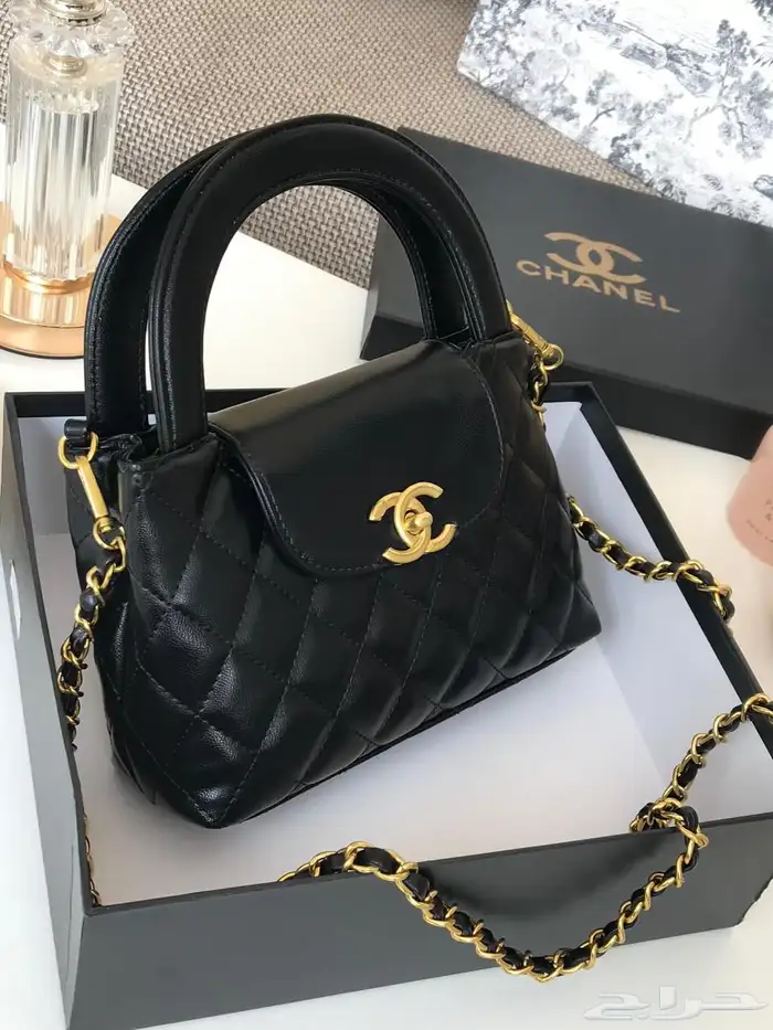 شنط نسائية تقليد ماركة هاي كواليتي مع ملحقات الشنطة 33