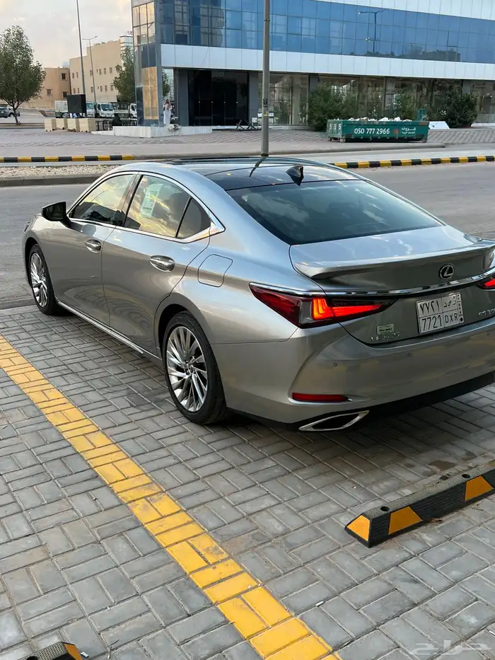 لكزس ES350 جديد 2023 (( مباع )) 5