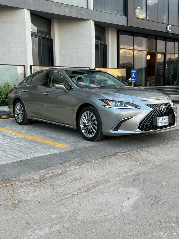 لكزس ES350 جديد 2023 (( مباع )) 2