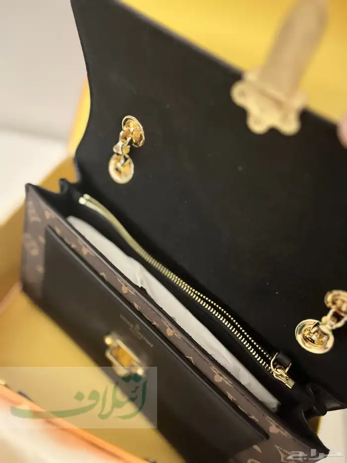 شنطة LV ماستر درجة أولى 5
