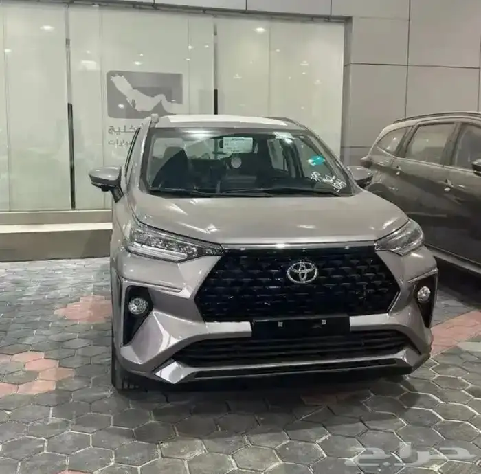 تايوتا فيلوز GXL موديل 2025 1