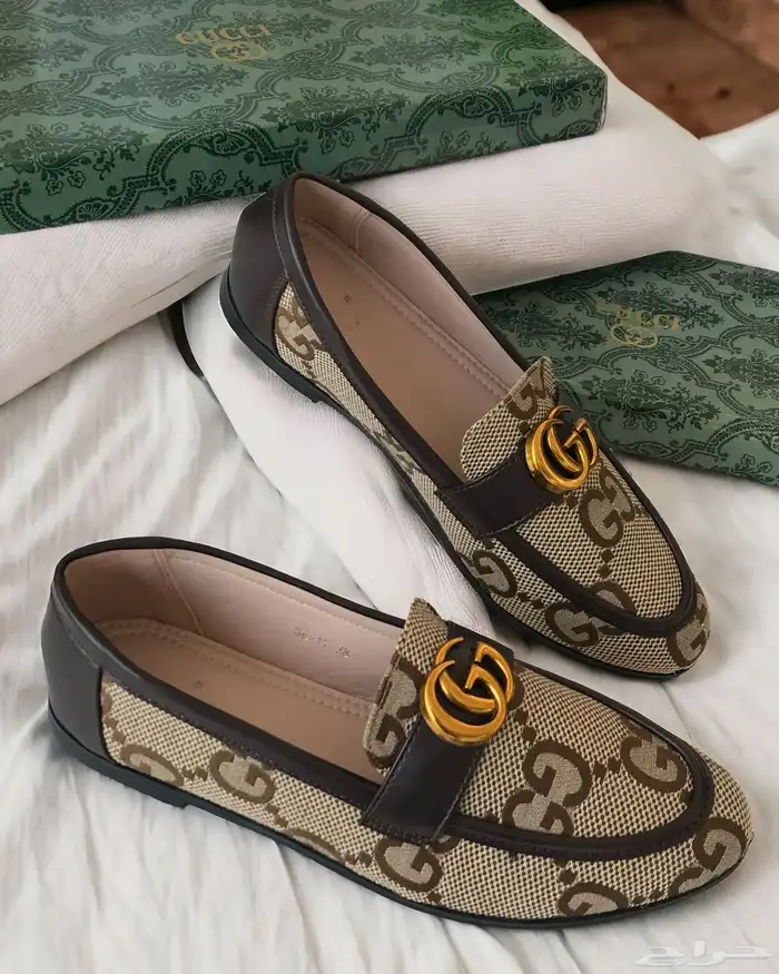 فلات ماركات متنوعة نسائي 35
