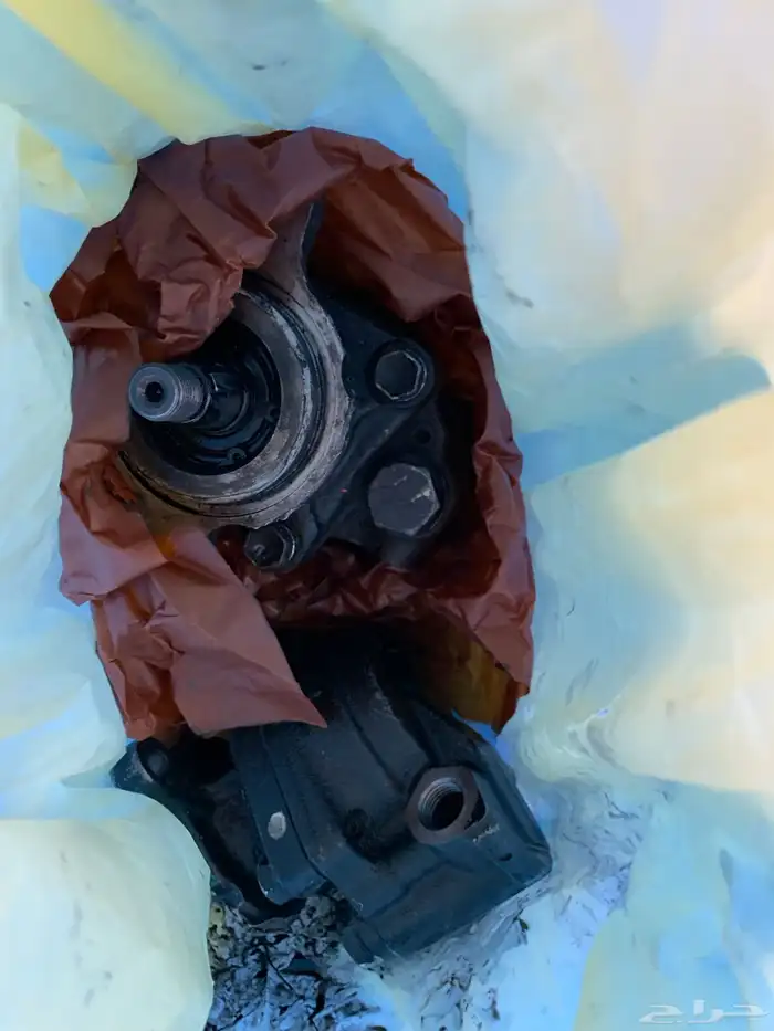 قطع مكينة لاندكروزر 2007 ديزل2006 8