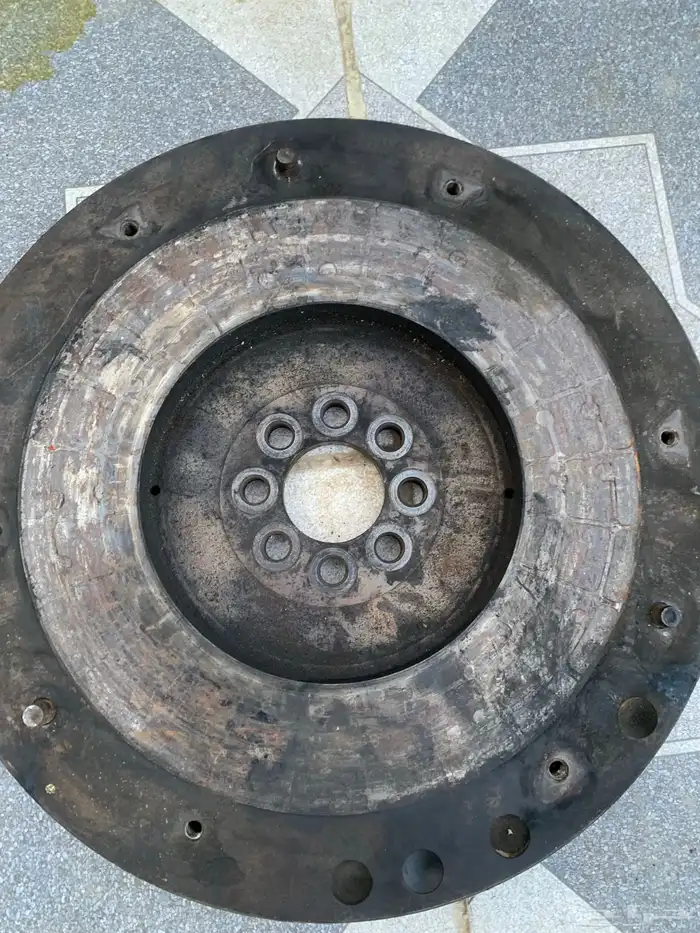 قطع مكينة لاندكروزر 2007 ديزل2006 25