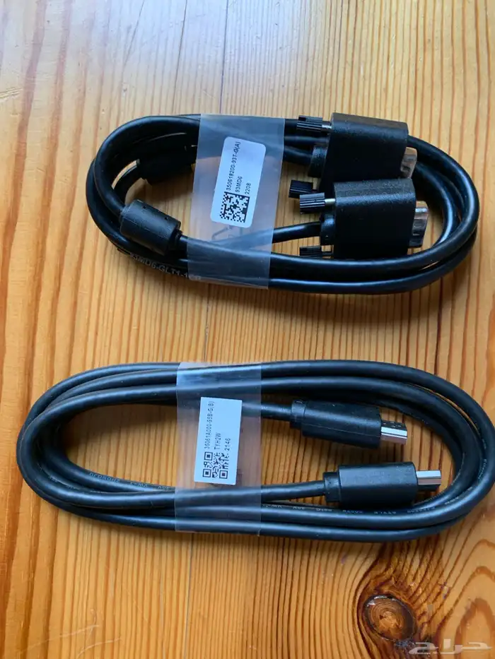كيبلات Dell نوعين HDMI و VGA 1