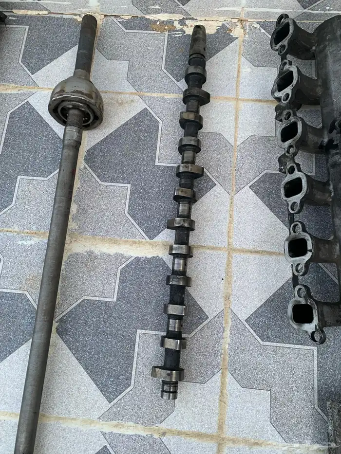 قطع مكينة لاندكروزر 2007 ديزل2006 16