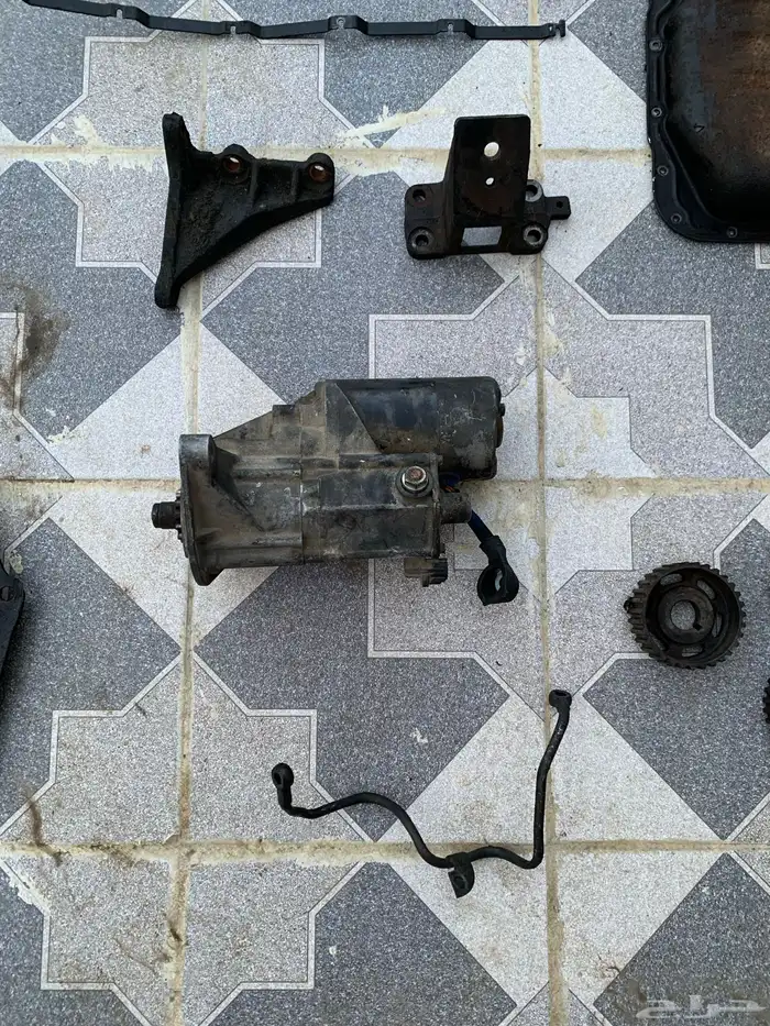 قطع مكينة لاندكروزر 2007 ديزل2006 22