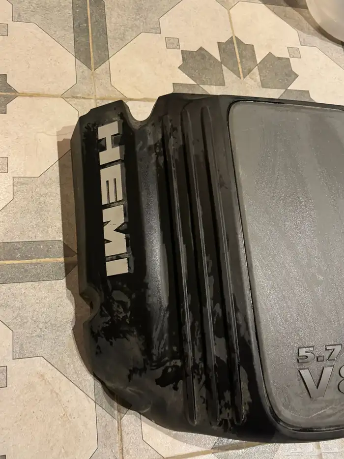 غطاء مكينة جراند شروكي للبيع 1