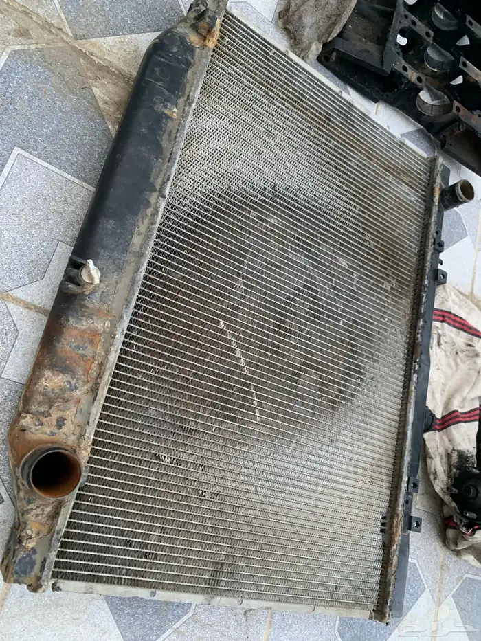 قطع مكينة لاندكروزر 2007 ديزل2006 27