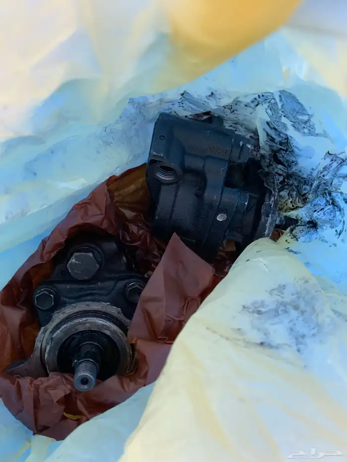 قطع مكينة لاندكروزر 2007 ديزل2006 11