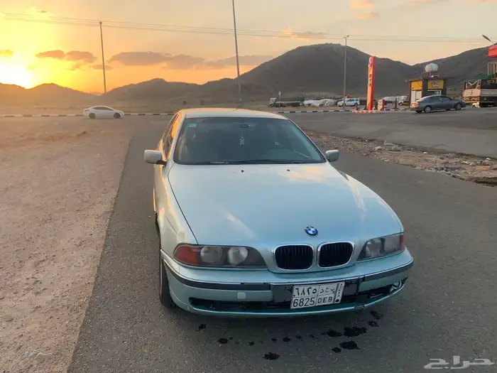 للبيع قطع غيار e39 BMW 5