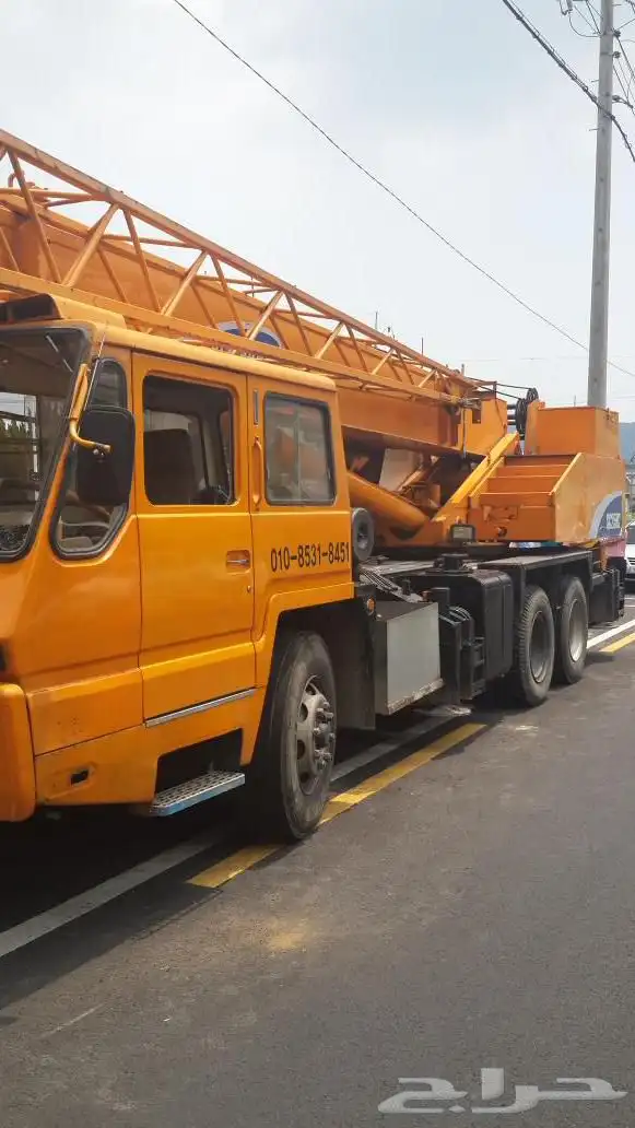 كرين رافعه للايجار باسعار مناسبة  Crane for rent 3
