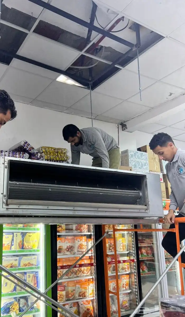 تركيب مكيفات بجميع انواعها باسعار ممتازه ابتدا من 50 ريال 3