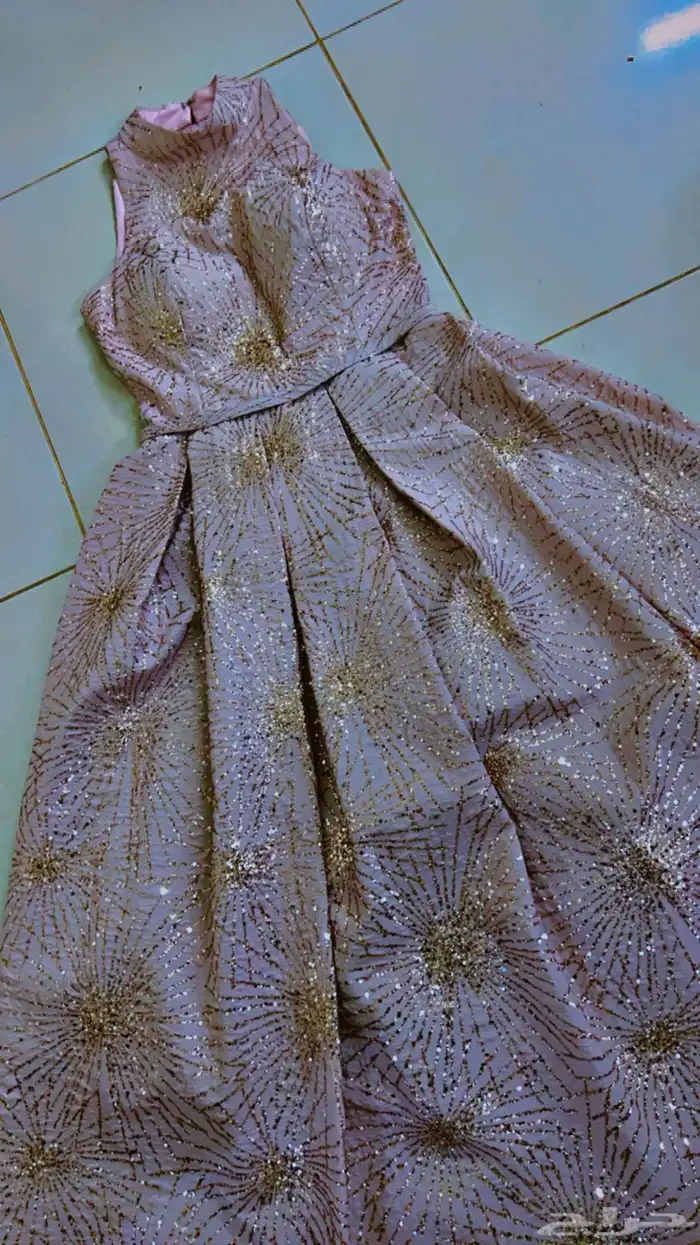 فستان 50ريال 0