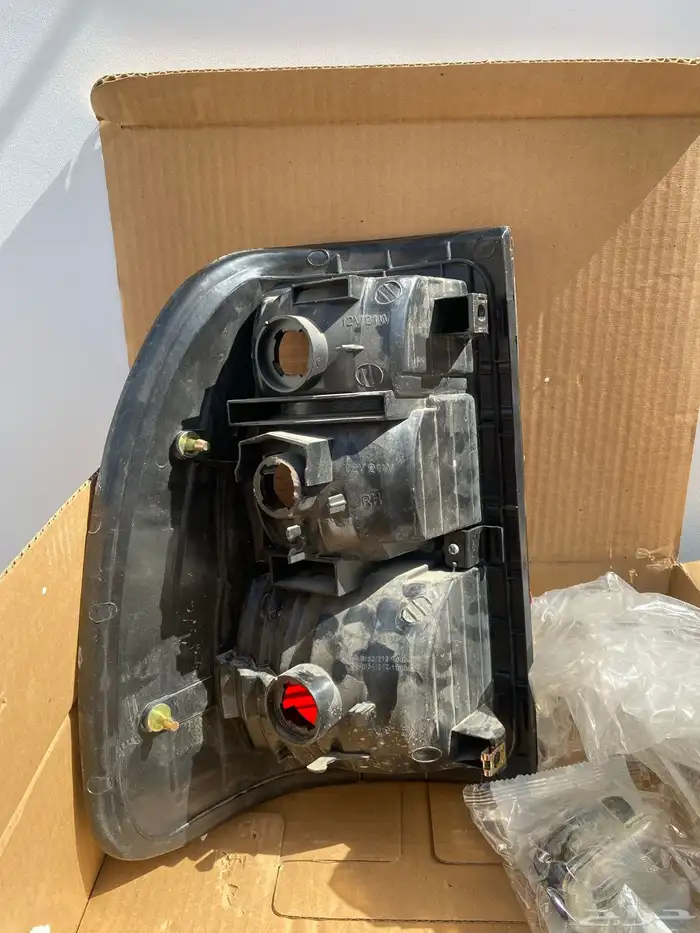 140  قطع سيارات 18