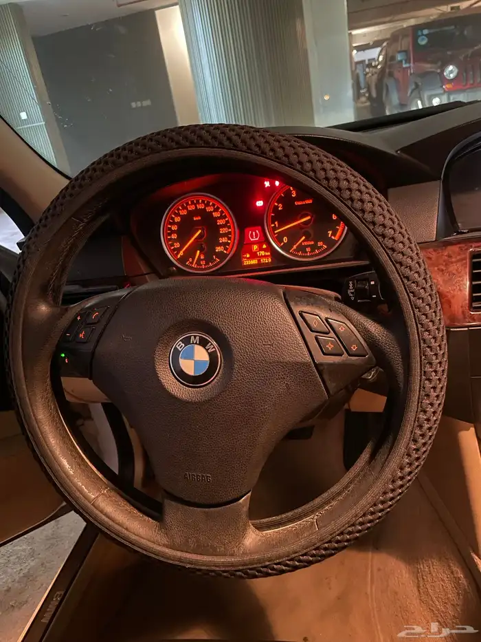 بي ام دبليو 520i مديل 2009 للبيع 6