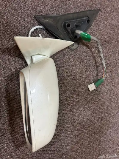 مراية لكزز يمين 2005 GPS 300 1