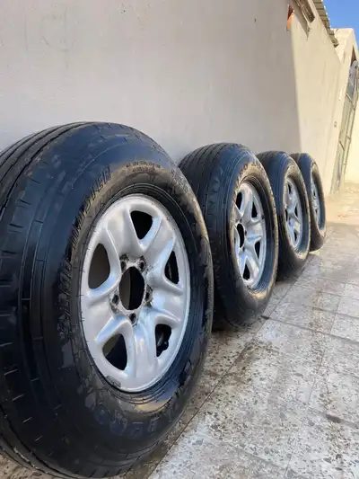 جنوط تندرا لكزس سكويا وكاله بالون مقاس 18 نظيفه 0
