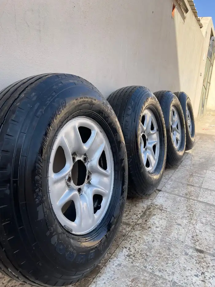 جنوط تندرا لكزس سكويا وكاله بالون مقاس 18 نظيفه 0