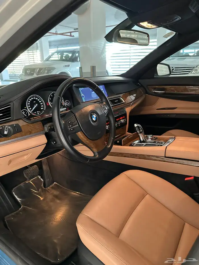 BMW 740 2012 تم البيع 4