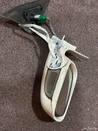 مراية لكزز يمين 2005 GPS 300 2