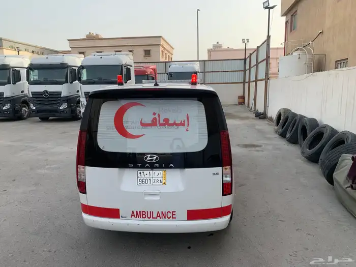 للإيجار إسعاف هونداي ستاريا 2022 5