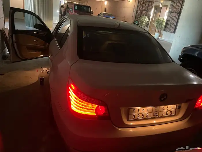بي ام دبليو 520i مديل 2009 للبيع 1