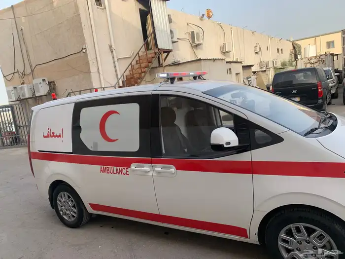 للإيجار إسعاف هونداي ستاريا 2022 2