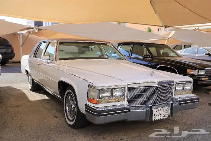 كاديلاك فليتوود بروقهام 1985 Cadillac Fleetwood Brougham 1