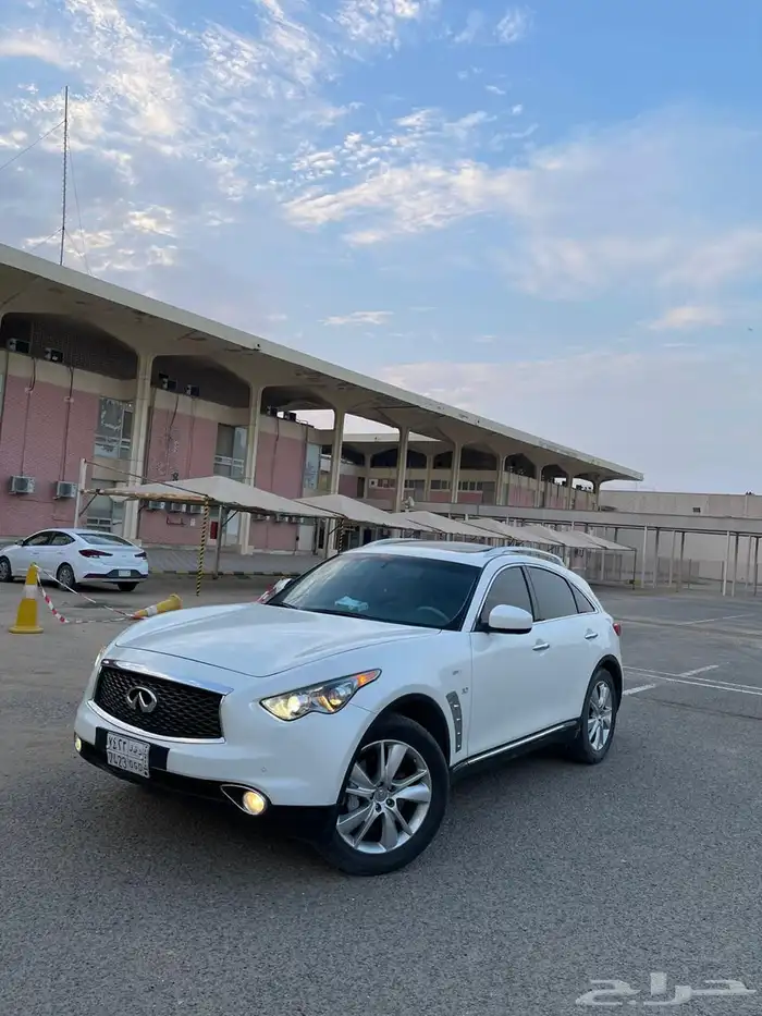 إنفنيتي QX70 2019 0