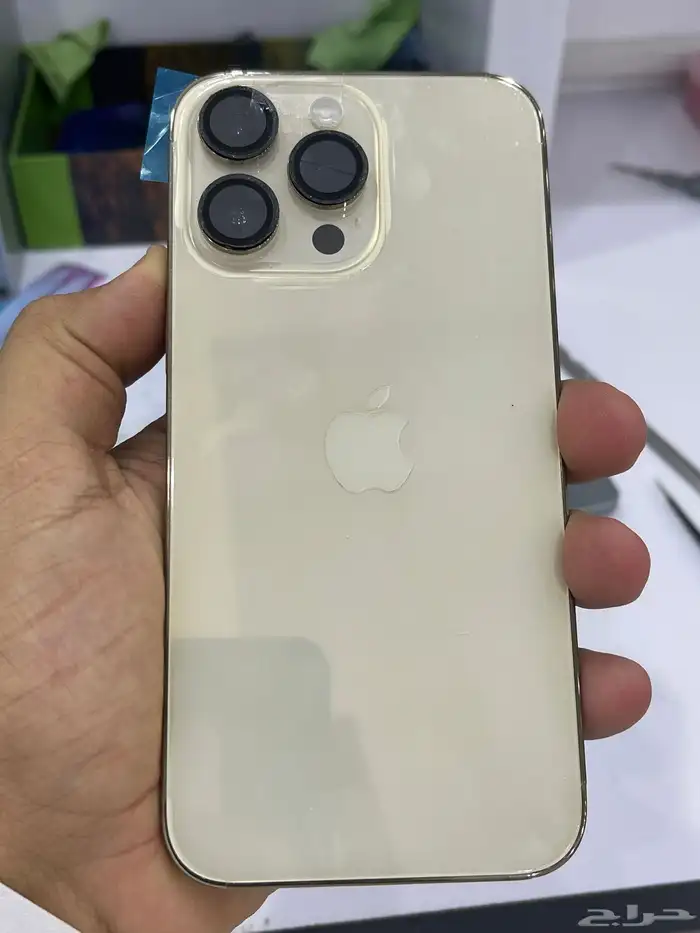 توفرت ايفونات تشليح من 14 برو ماكس الئ ايفون 8 4