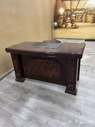 طاولات وكاونتر للبيع 0