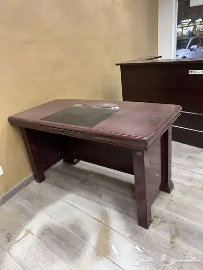 طاولات وكاونتر للبيع 3