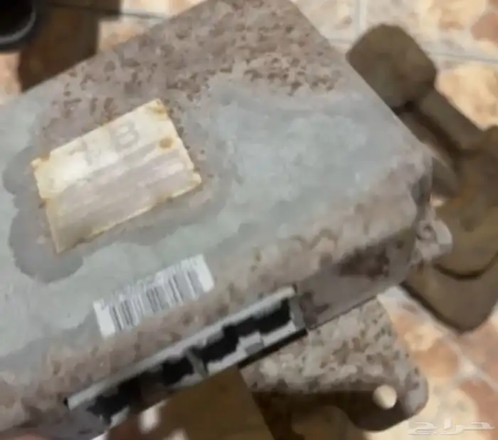 للبيع قطع غيار نيسان فتك موديل 2003 7